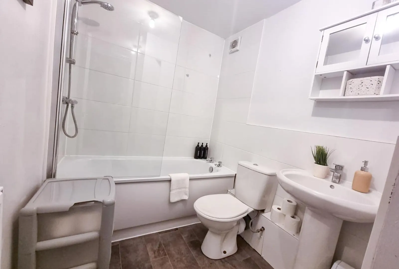 Westfield 2 Bedroom Apartment - إدنبرة